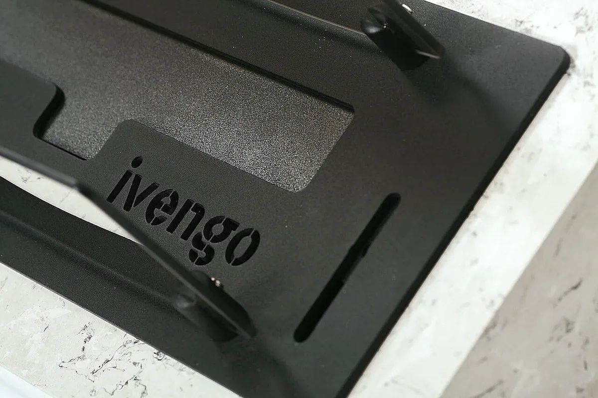 Топливный блок iVENGO: чёрный корпус с прорезью под задвижку